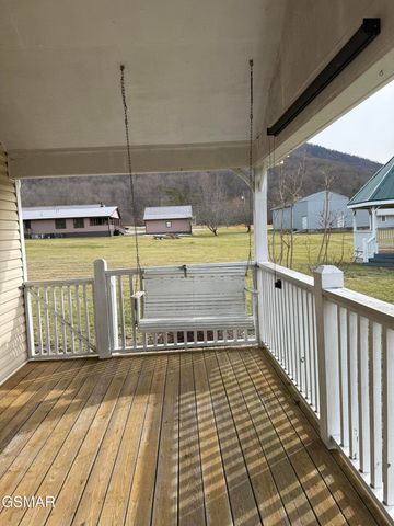 3237 Valley Home Road, Sevierville, TN 37862