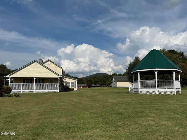 3237 Valley Home Road, Sevierville, TN 37862