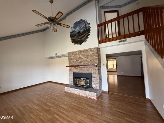 3237 Valley Home Road, Sevierville, TN 37862