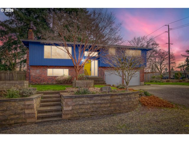 416 OGDEN Dr, Oregon City, OR 97045