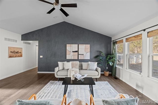 1561 Timber Wolf Drive, Festus, MO 63028