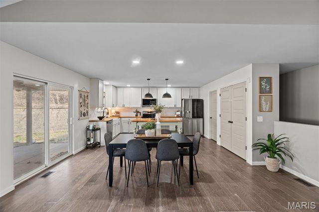 1561 Timber Wolf Drive, Festus, MO 63028