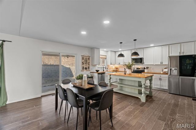 1561 Timber Wolf Drive, Festus, MO 63028