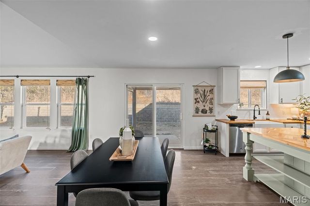 1561 Timber Wolf Drive, Festus, MO 63028