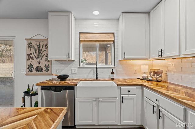 1561 Timber Wolf Drive, Festus, MO 63028