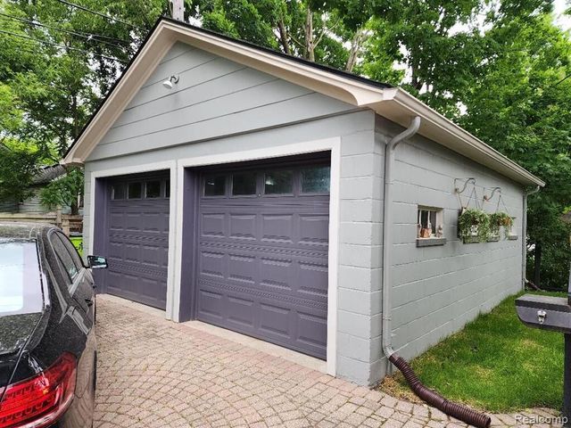 227 West Street, Northville, MI 48167