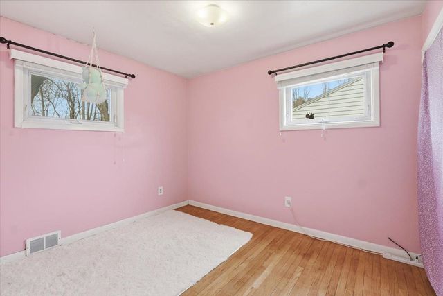 3 Duval Street, South Burlington, VT 05403