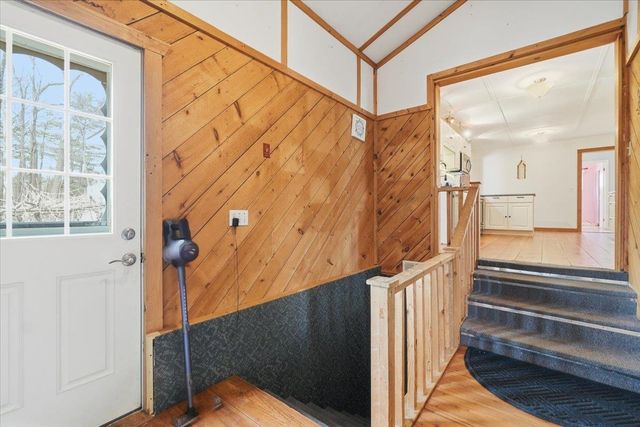 3 Duval Street, South Burlington, VT 05403