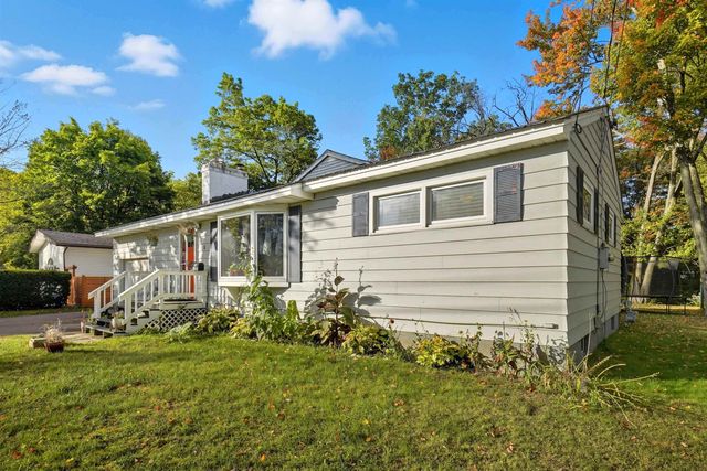 3 Duval Street, South Burlington, VT 05403