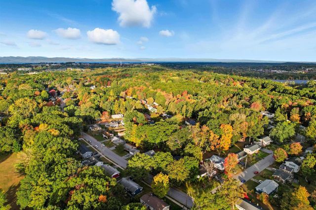 3 Duval Street, South Burlington, VT 05403
