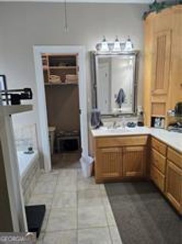 3632 Creekstone Drive, Gainesville, GA 30506