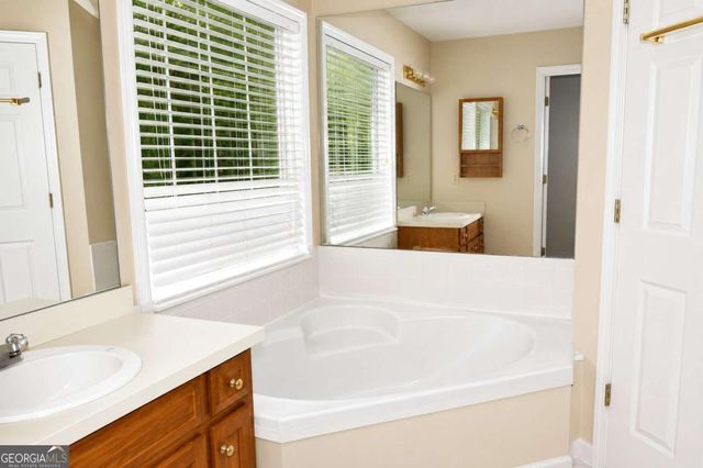 4170 Gables Place, Buford, GA 30519