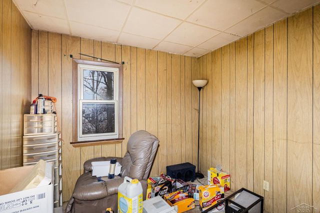 214 N Elm Street, Owosso, MI 48867