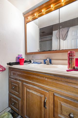 214 N Elm Street, Owosso, MI 48867