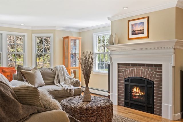 136 Plympton Road, Sudbury, MA 01776