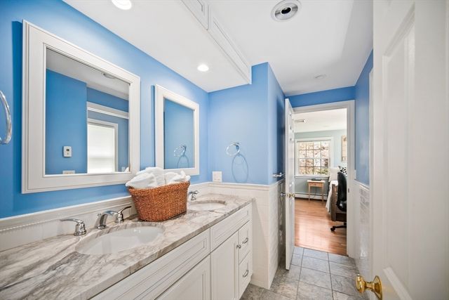 136 Plympton Road, Sudbury, MA 01776