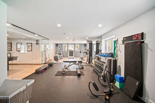 136 Plympton Road, Sudbury, MA 01776