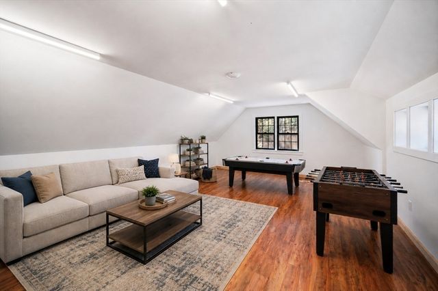 136 Plympton Road, Sudbury, MA 01776