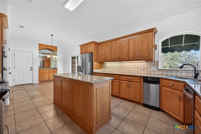 3010 Legend Oaks Boulevard, Belton, TX 76513