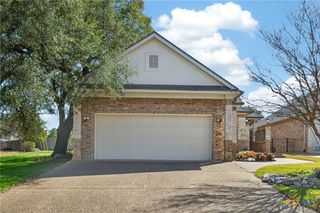 3010 Legend Oaks Boulevard, Belton, TX 76513