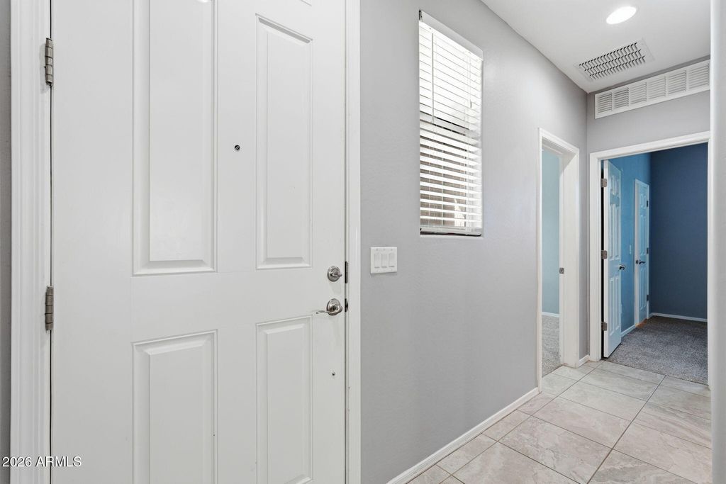 952 S OLYMPIC Drive, Gilbert, AZ 85296 — photo 4