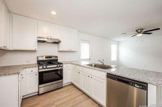 10415 McClintock, Converse, TX 78109