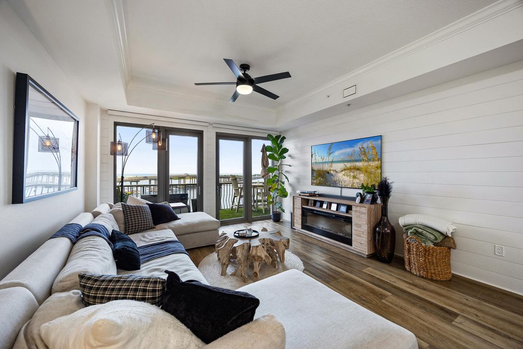 Image 1 of property listing at 5 Calhoun Avenue 602, Destin, FL 32541