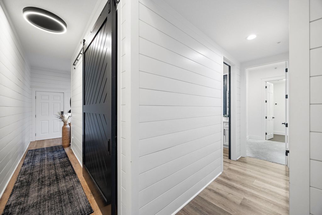Image 18 of property listing at 5 Calhoun Avenue 602, Destin, FL 32541