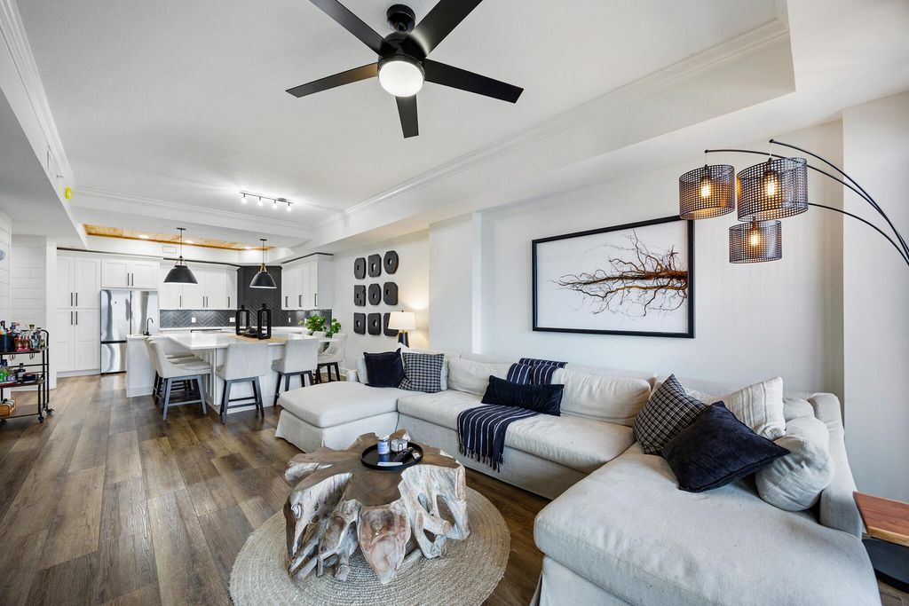 Image 2 of property listing at 5 Calhoun Avenue 602, Destin, FL 32541