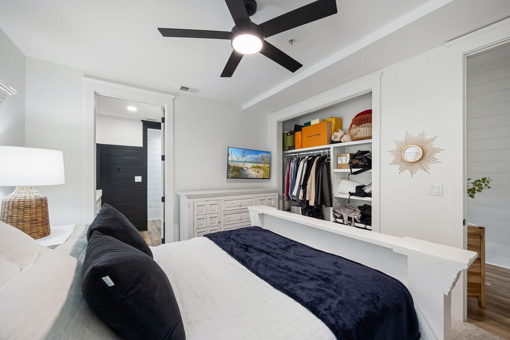 Image 27 of property listing at 5 Calhoun Avenue 602, Destin, FL 32541