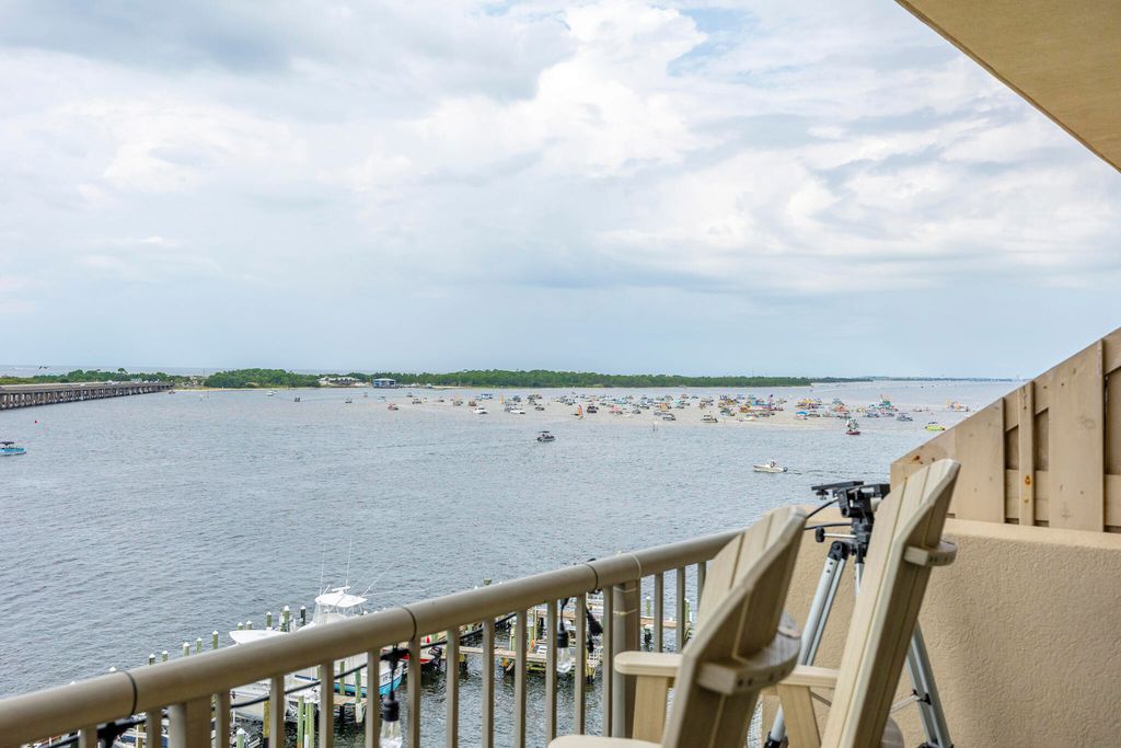 Image 30 of property listing at 5 Calhoun Avenue 602, Destin, FL 32541