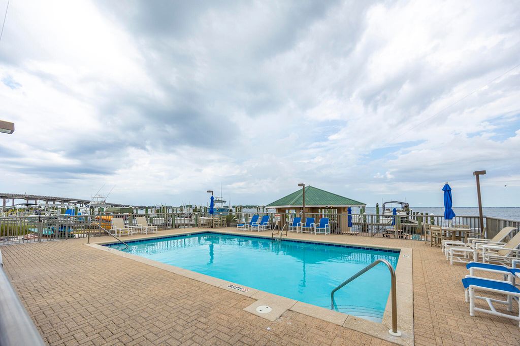 Image 39 of property listing at 5 Calhoun Avenue 602, Destin, FL 32541