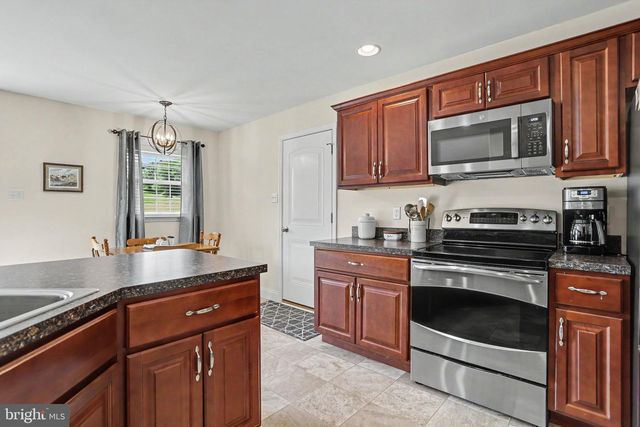 76 WATERFOWL WAY, Elizabethtown, PA 17022