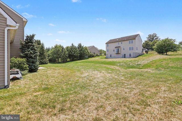 76 WATERFOWL WAY, Elizabethtown, PA 17022