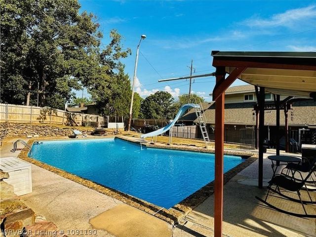 2421 S Louisville Street, Fort Smith, AR 72901