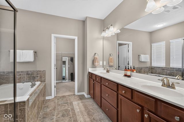 3927 Harrison Crossing Lane, Greenwood, IN 46142