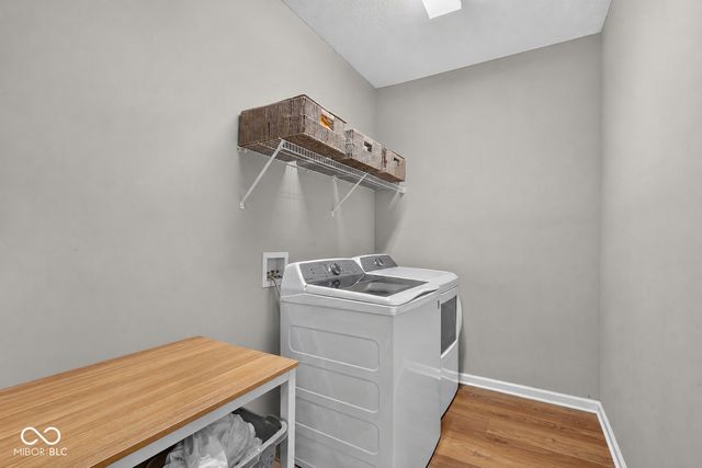 3927 Harrison Crossing Lane, Greenwood, IN 46142