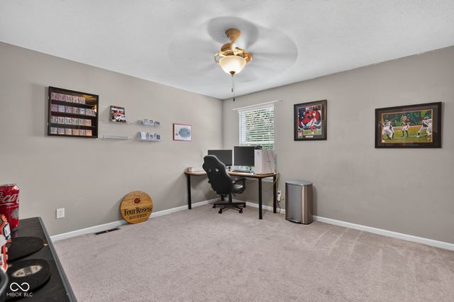 3927 Harrison Crossing Lane, Greenwood, IN 46142