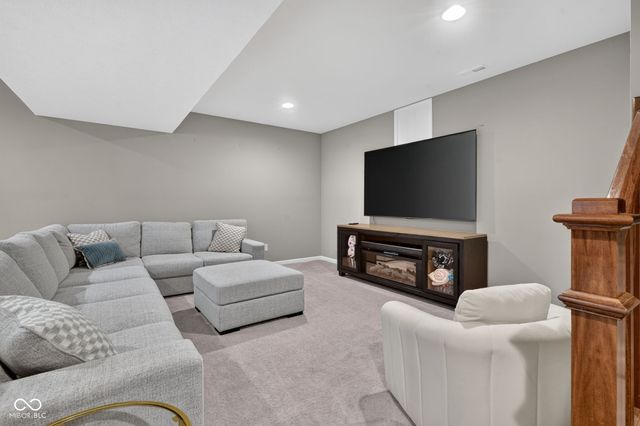 3927 Harrison Crossing Lane, Greenwood, IN 46142