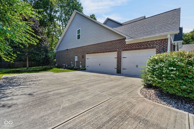 3927 Harrison Crossing Lane, Greenwood, IN 46142