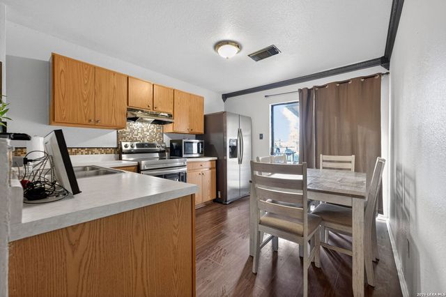 10226 Redfish Cavern, San Antonio, TX 78245