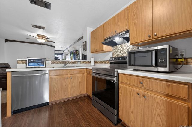 10226 Redfish Cavern, San Antonio, TX 78245