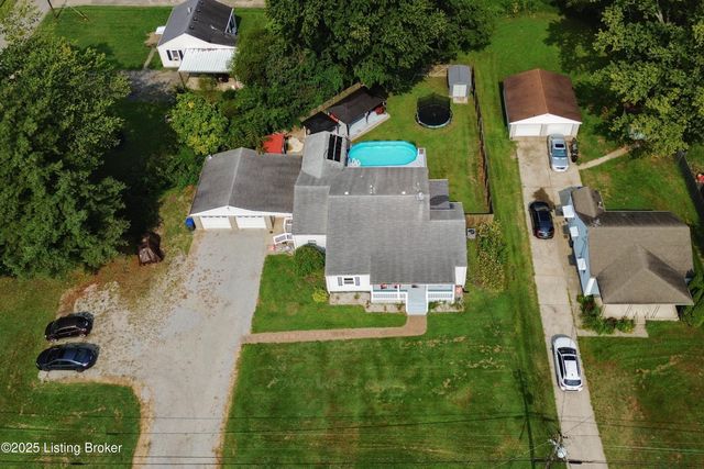 9734 Mason Ln, Fairdale, KY 40118