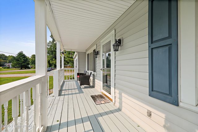 9734 Mason Ln, Fairdale, KY 40118