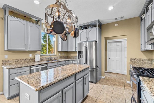 2993 Stagecoach, Valley Springs, CA 95252