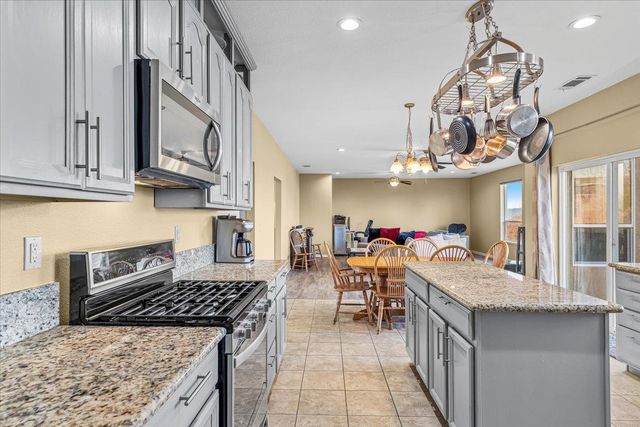 2993 Stagecoach, Valley Springs, CA 95252