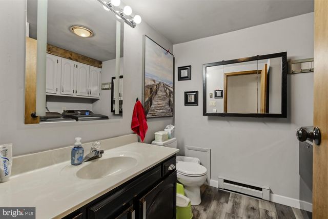 166 BUTTER RD, Leola, PA 17540