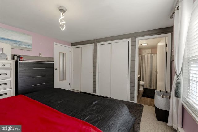 166 BUTTER RD, Leola, PA 17540