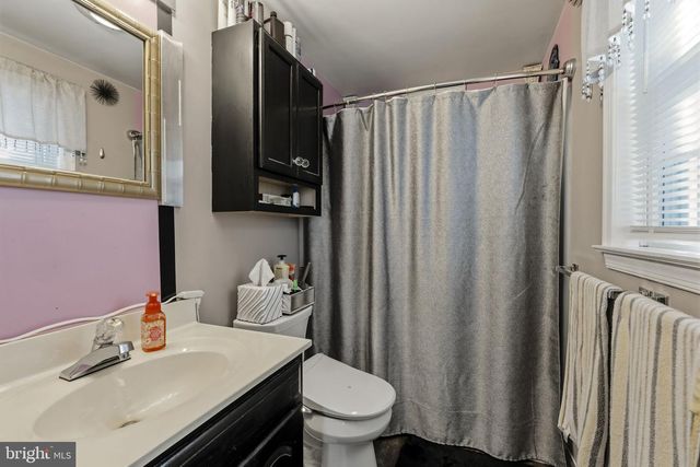 166 BUTTER RD, Leola, PA 17540