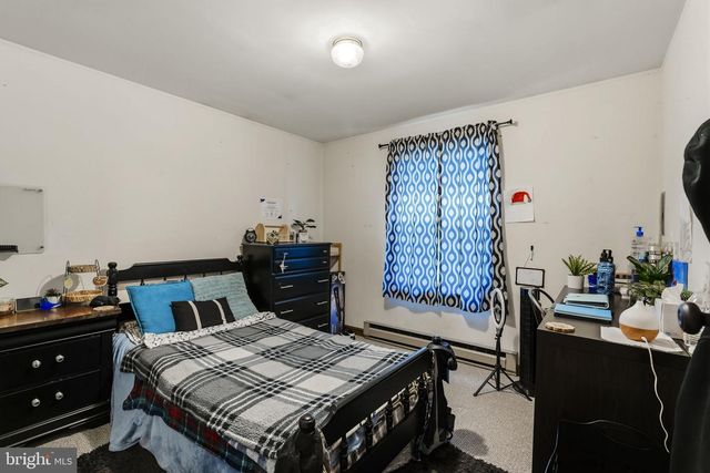 166 BUTTER RD, Leola, PA 17540